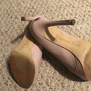 pink heels from ivanka trump size 8.5 lightly worn